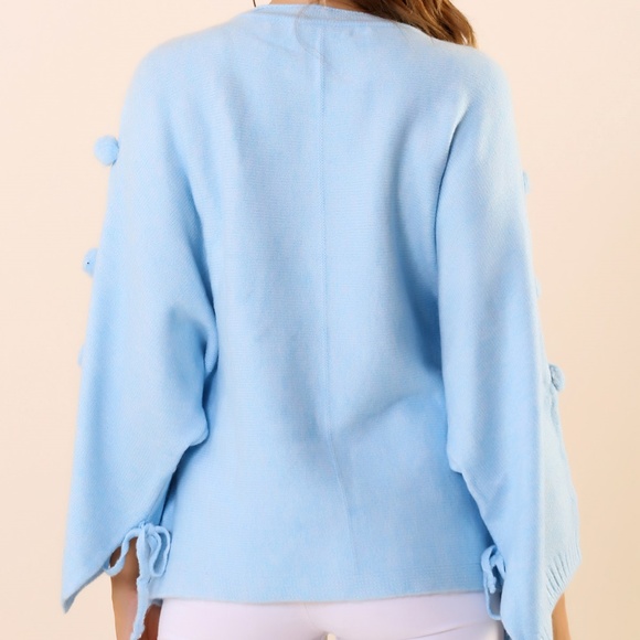 Pullover Sweater - Size M/L - Picture 3 of 6